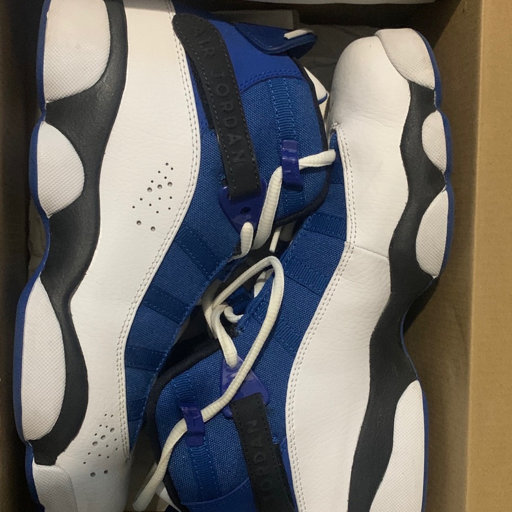 Jordan’s in good condition worn 2 times